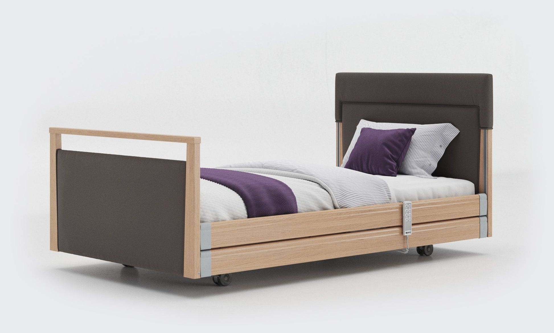 signature bed upholstered 3ft6 in oak with side rails in meteor leather