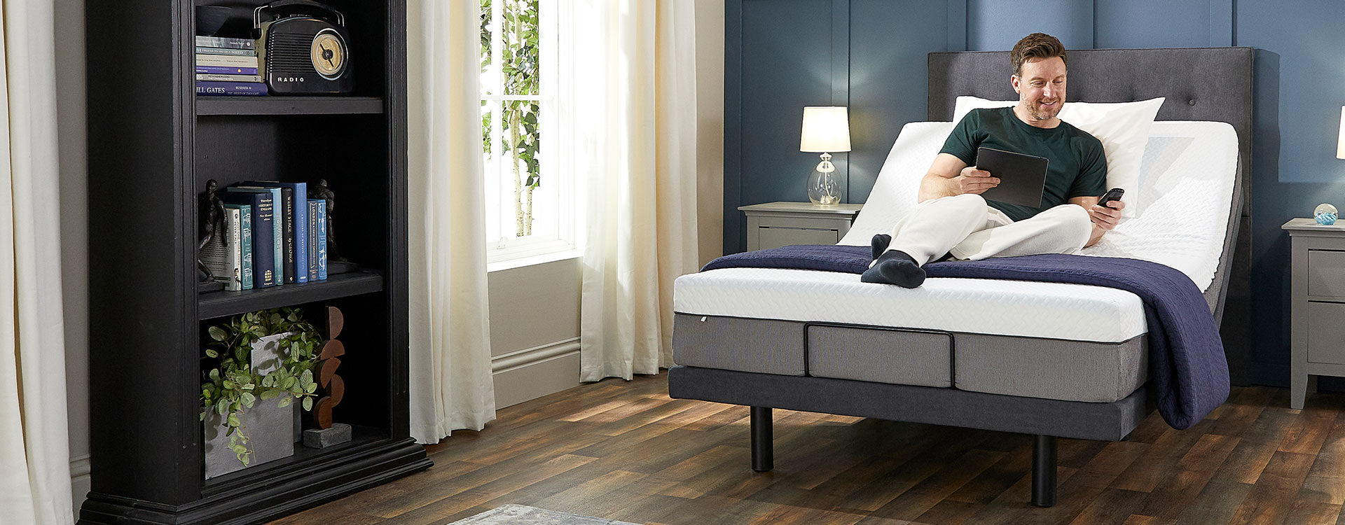 King size electric adjustable store bed base