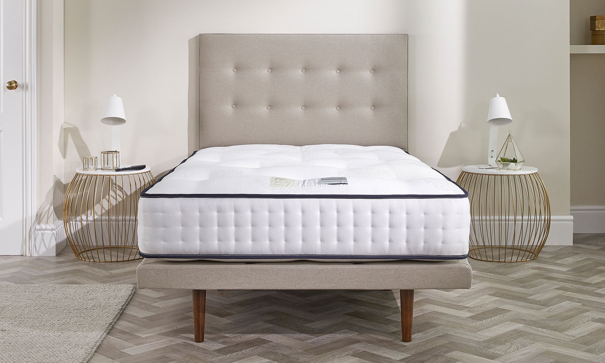 Natural store spring mattress