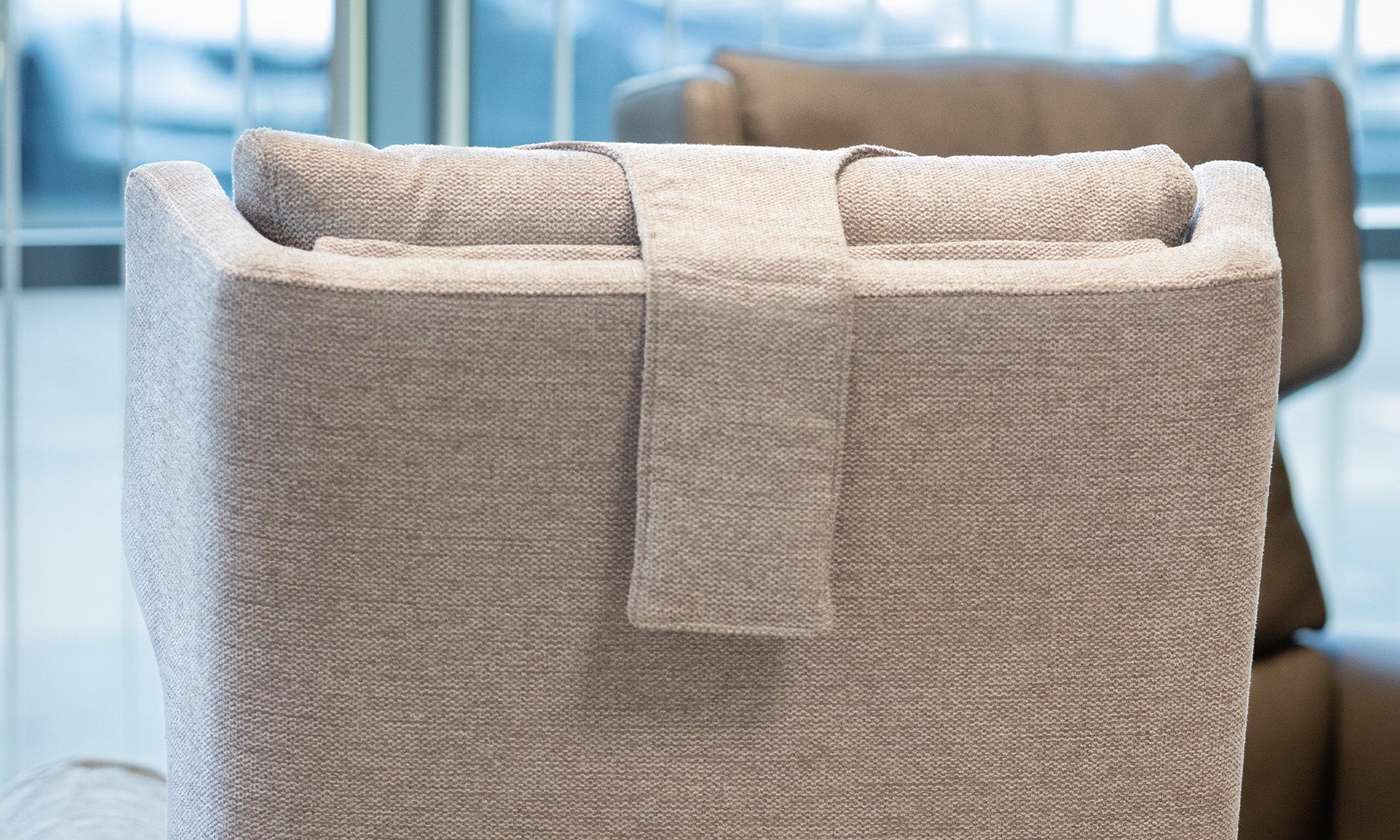 Opera® Riser Recliner Chair Headrest Cover