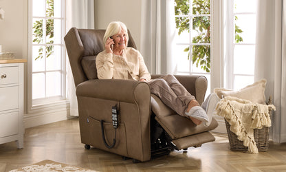 Flynn Riser Recliner Chair