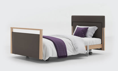 signature bed upholstered 3ft6 in oak without side rails in meteor leather