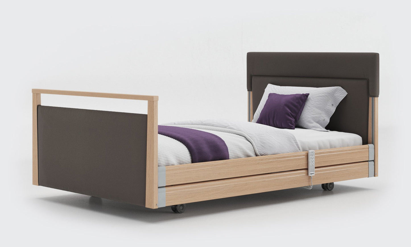signature bed upholstered 4ft with rails in oak and meteor leather